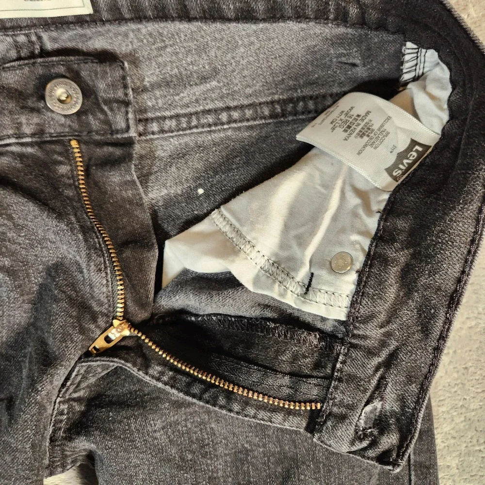 Levi's 511 Jeans Women's 16 Reg 28X29 (Tag 28X28) Black Ankle Stretch Slim Denim